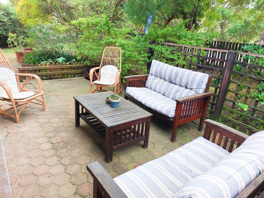 2 Bedroom Property for Sale in The Island Western Cape